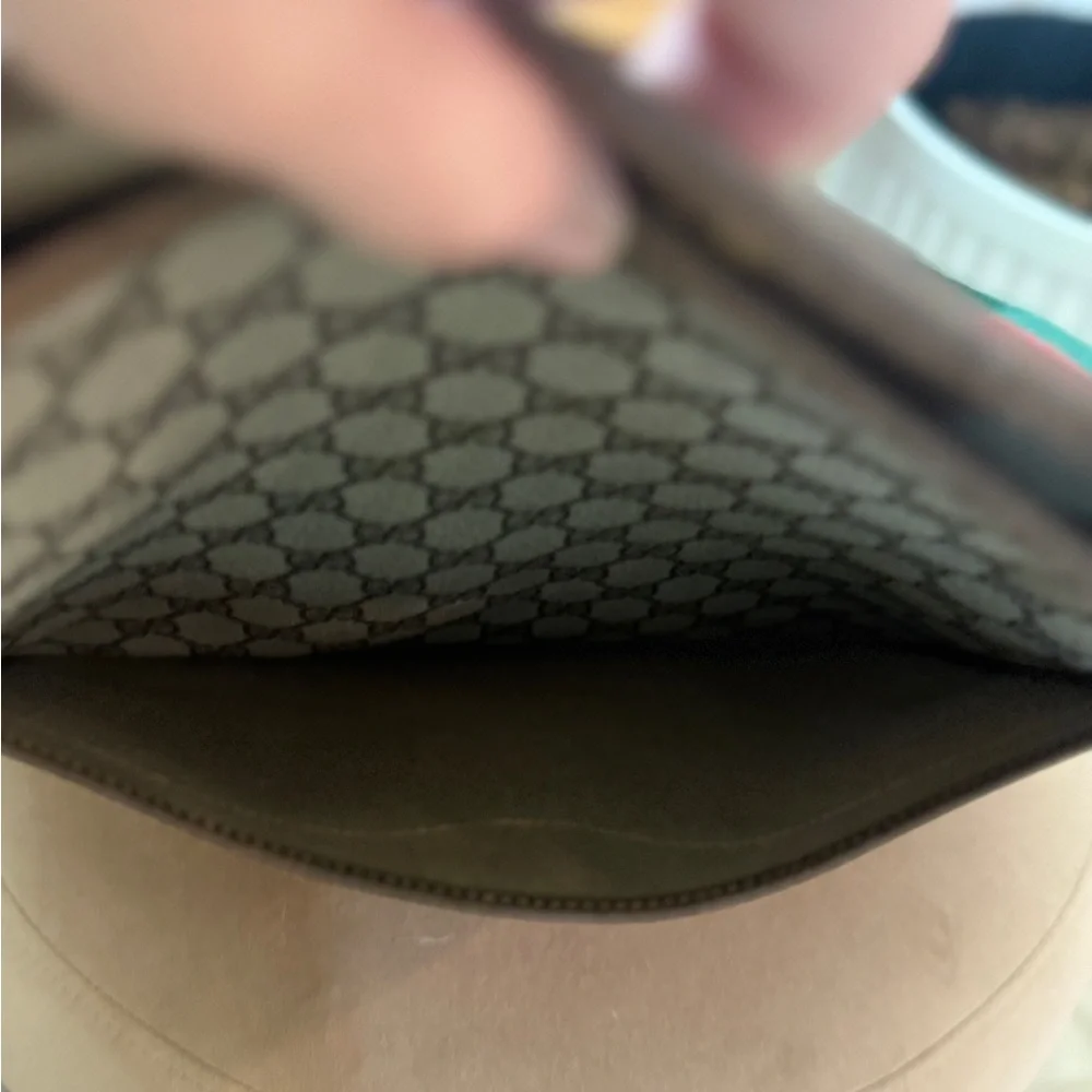 Gucci Vintage GG Supreme Monogram Tote with Green & Red Web Handle - Picture 8 of 13
